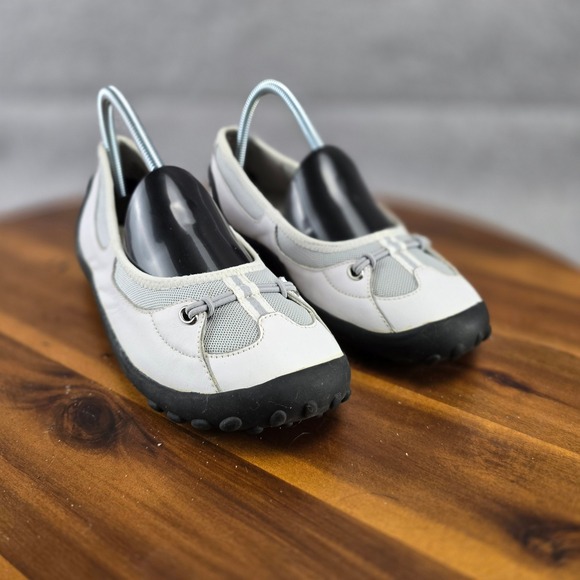 Privo White Leather Slip On Casual Comfort Balletcore Flats Shoes 7.5 M - Picture 2 of 15